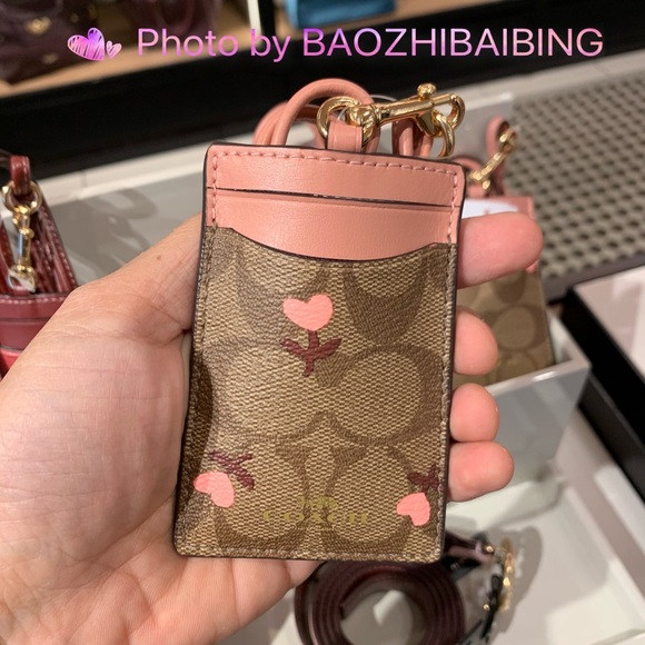 Coach Accessories - Coach C3306 Id Lanyard With Heart Floral Print
